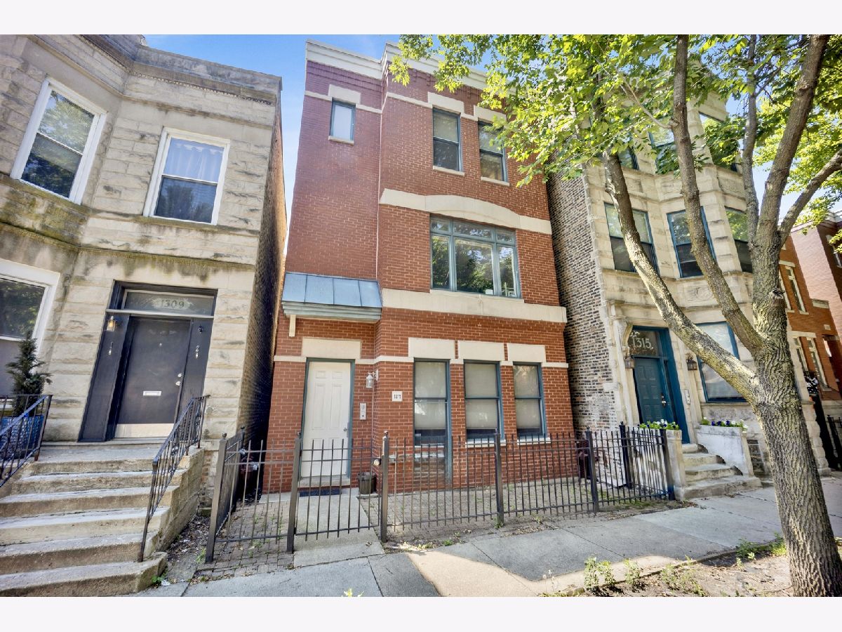  For Sale Chicago Illinois, 1311 Fillmore Street