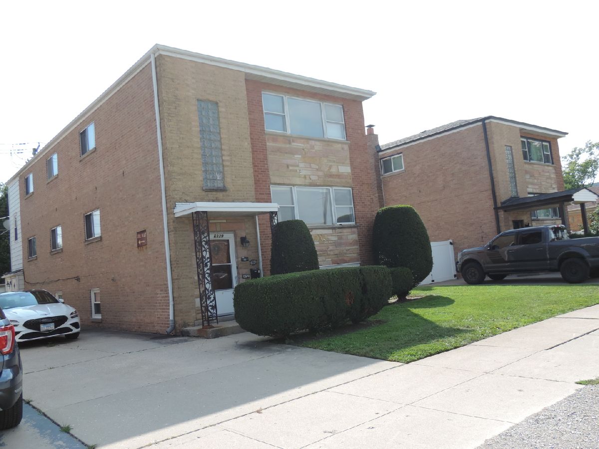  For Sale Chicago Illinois, 6329 Touhy Avenue