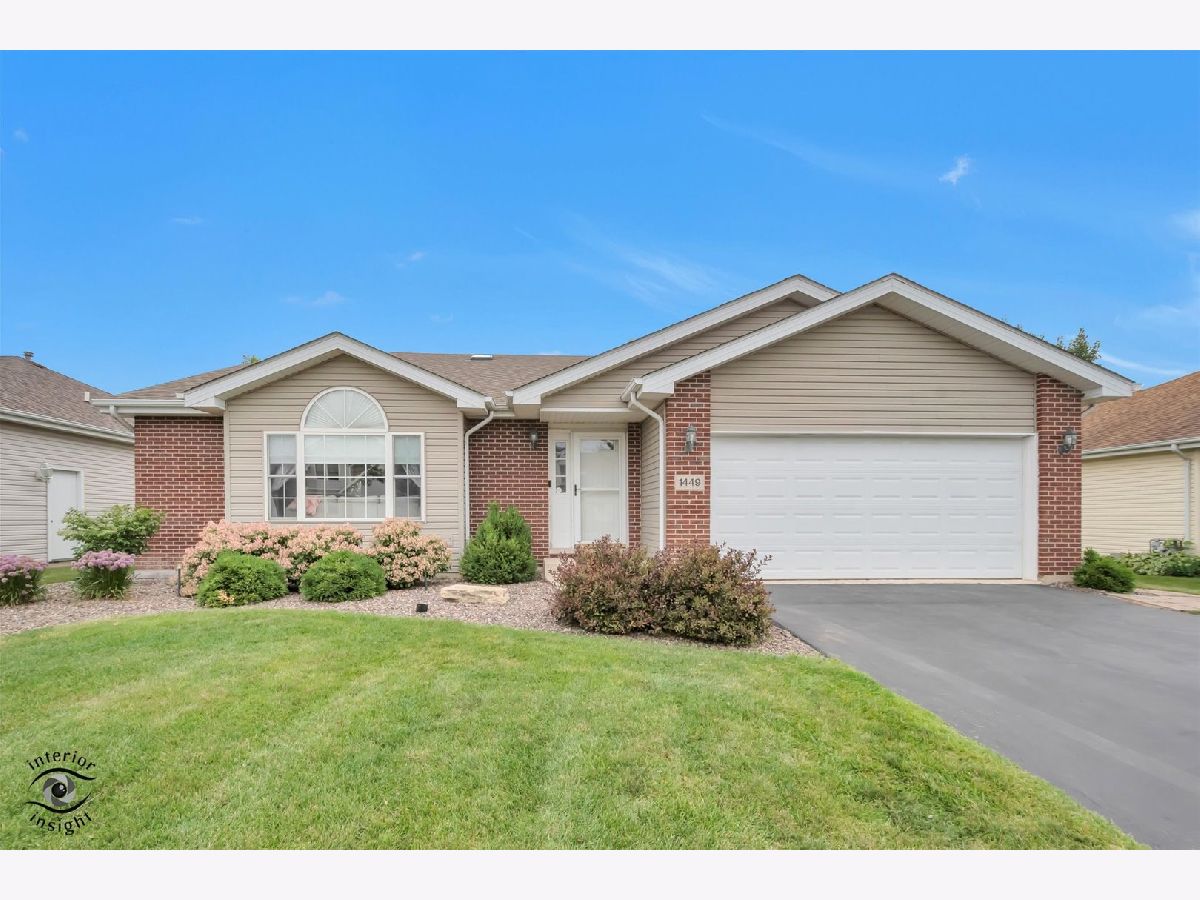  For Sale Beecher Illinois, 1449 Crooked Creek Drive