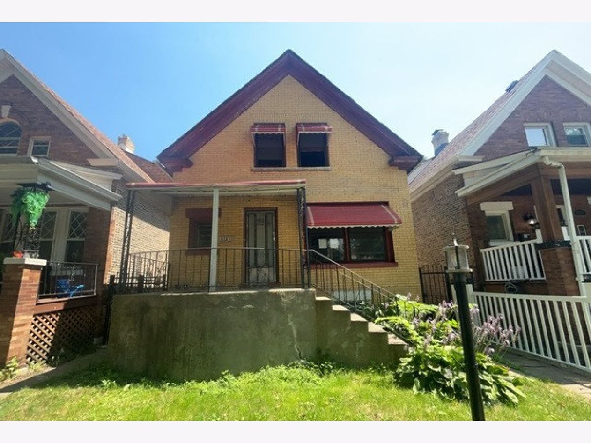  For Sale Chicago Illinois, 6941 Michigan Avenue