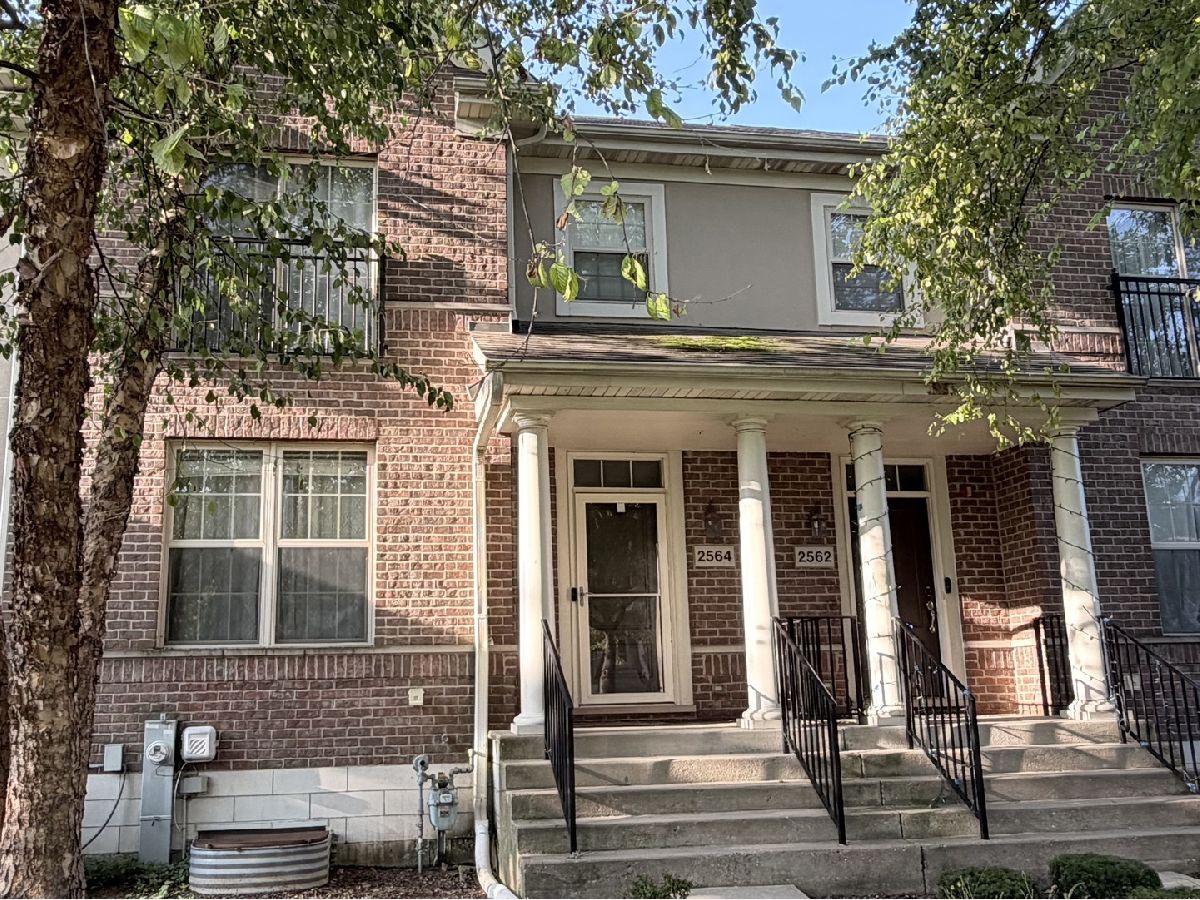 Townhomes & Homes For Rent Waterbury Place Buffalo Grove Illinois, 2564 Waterbury