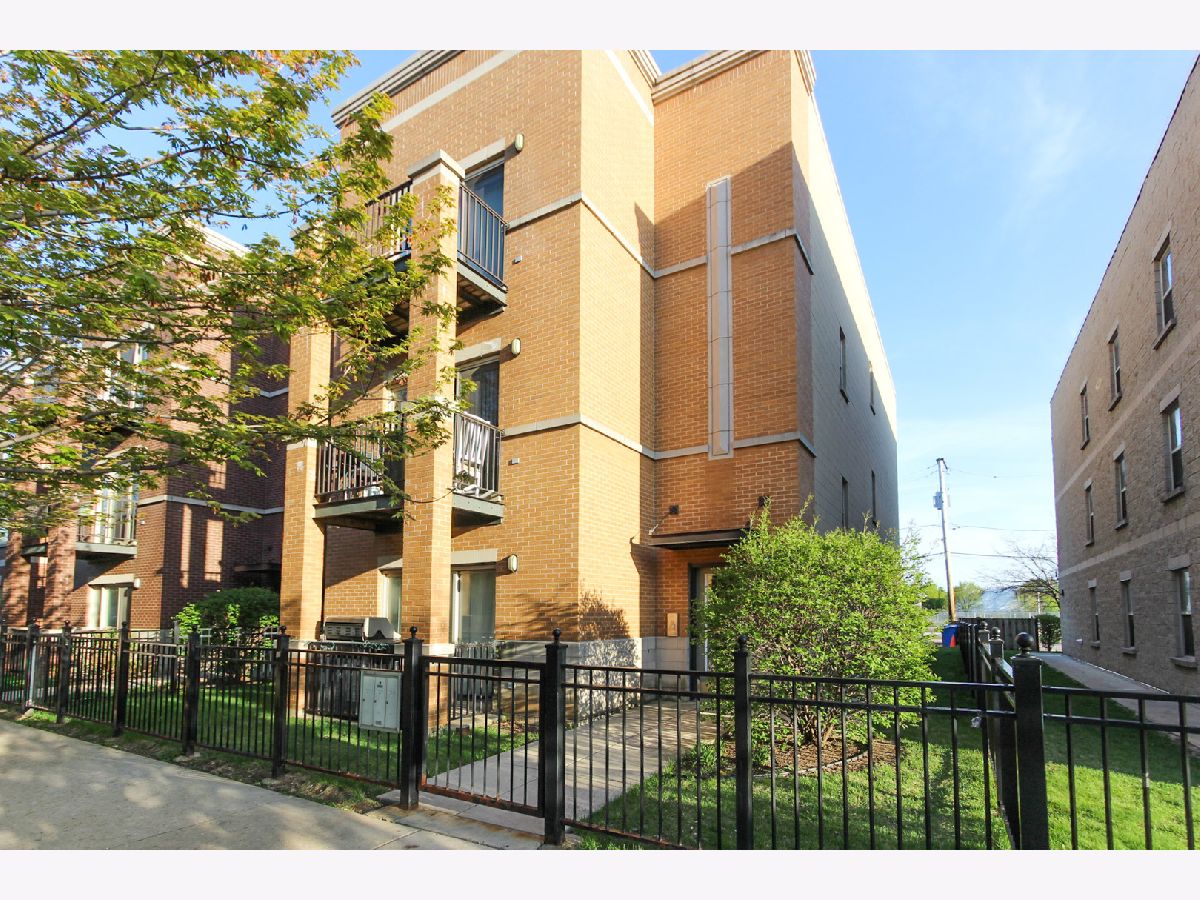  For Sale Chicago Illinois, 1153 Washburne Avenue