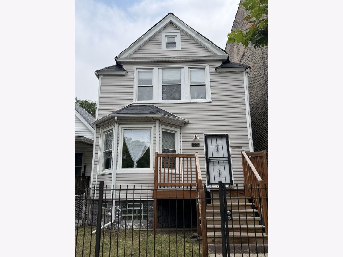  For Sale Chicago Illinois, 7009 Perry Avenue