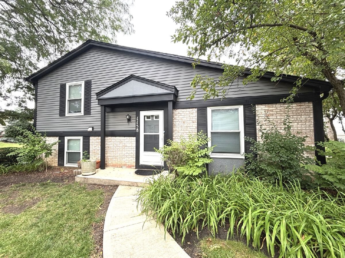  For Rent Deerfield Illinois, 1158 Inverrary