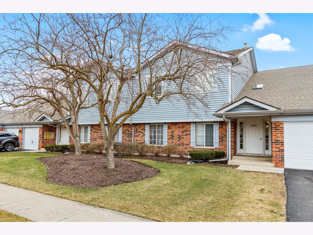 Condos & Townhomes For Rent Glens Of Schaumburg Schaumburg Illinois, 1665 Commodore