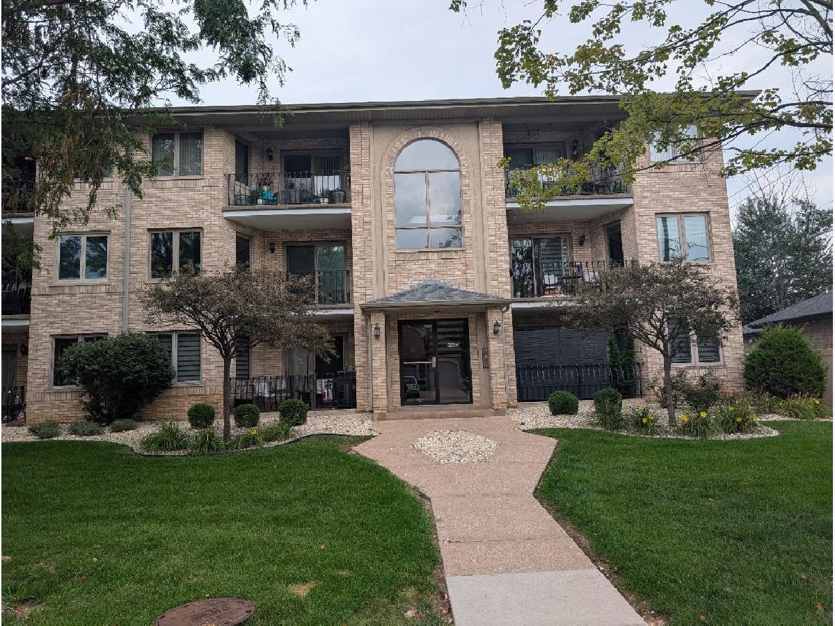  Rented Hickory Hills Illinois, 8809 79th