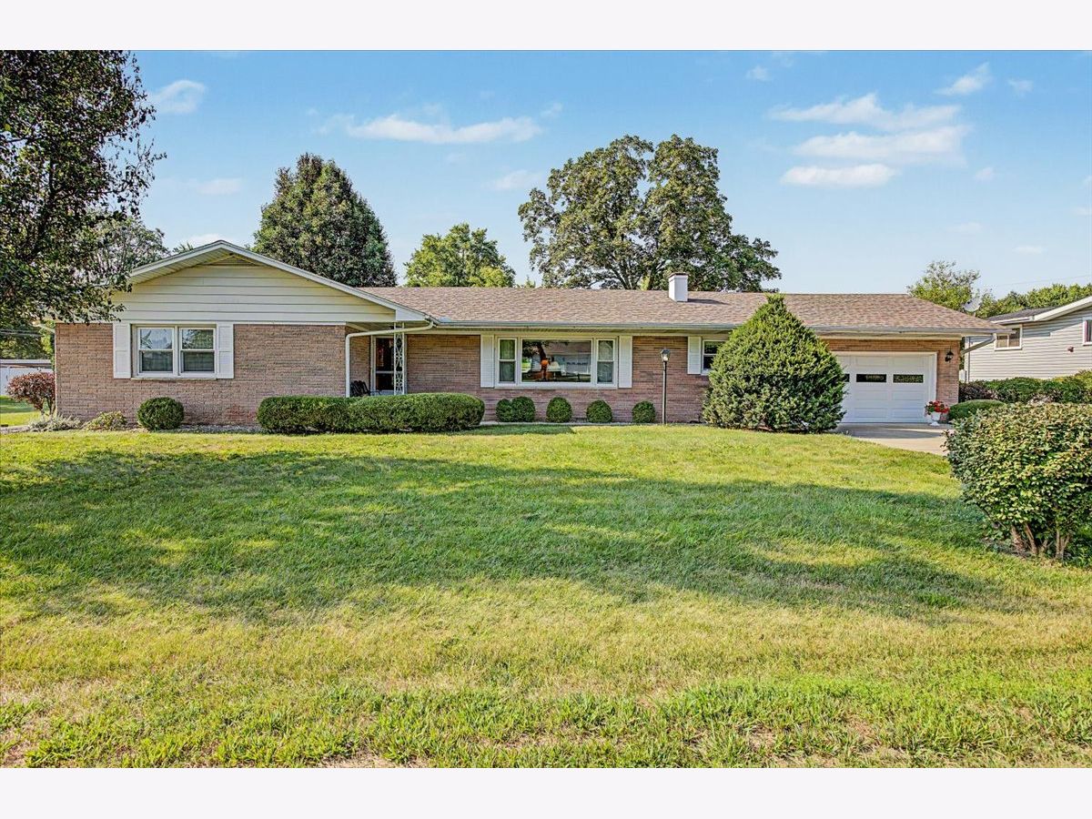  For Sale Streator Illinois, 509 Pine Tree Road