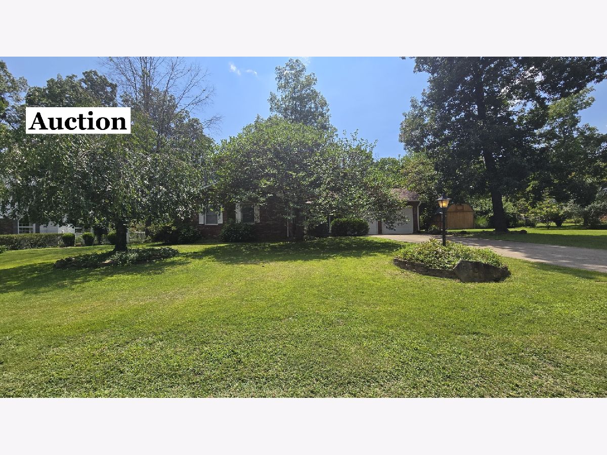  For Sale Carterville Illinois, 603 Country Club Lane