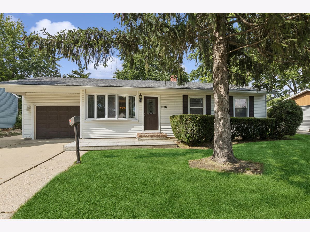  For Sale Hanover Park Illinois, 1736 Poplar Avenue