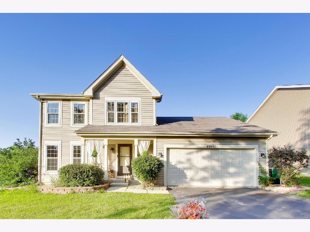 Homes & Townhomes For Sale Lakewood Falls Plainfield Illinois, 22161 Plymouth Court
