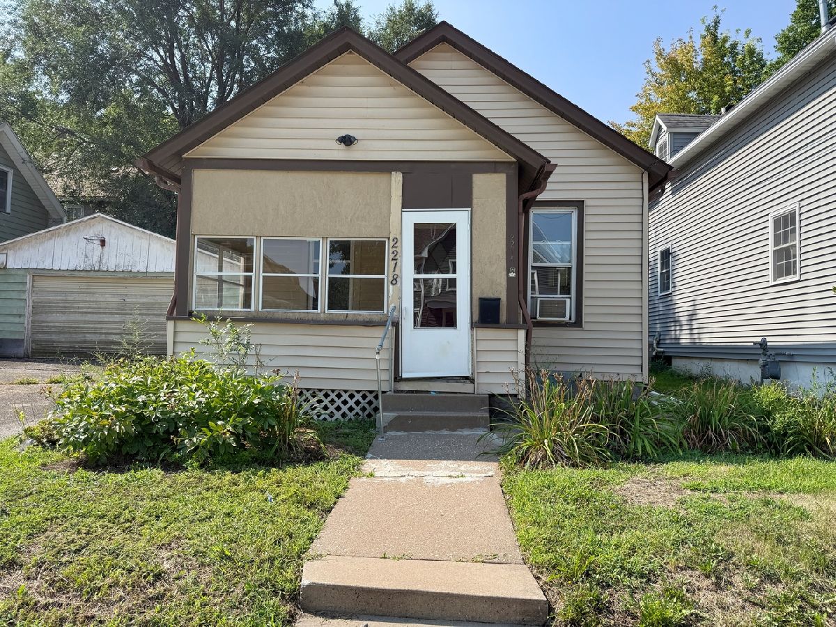  For Sale Rock Island Illinois, 2218 6th Avenue