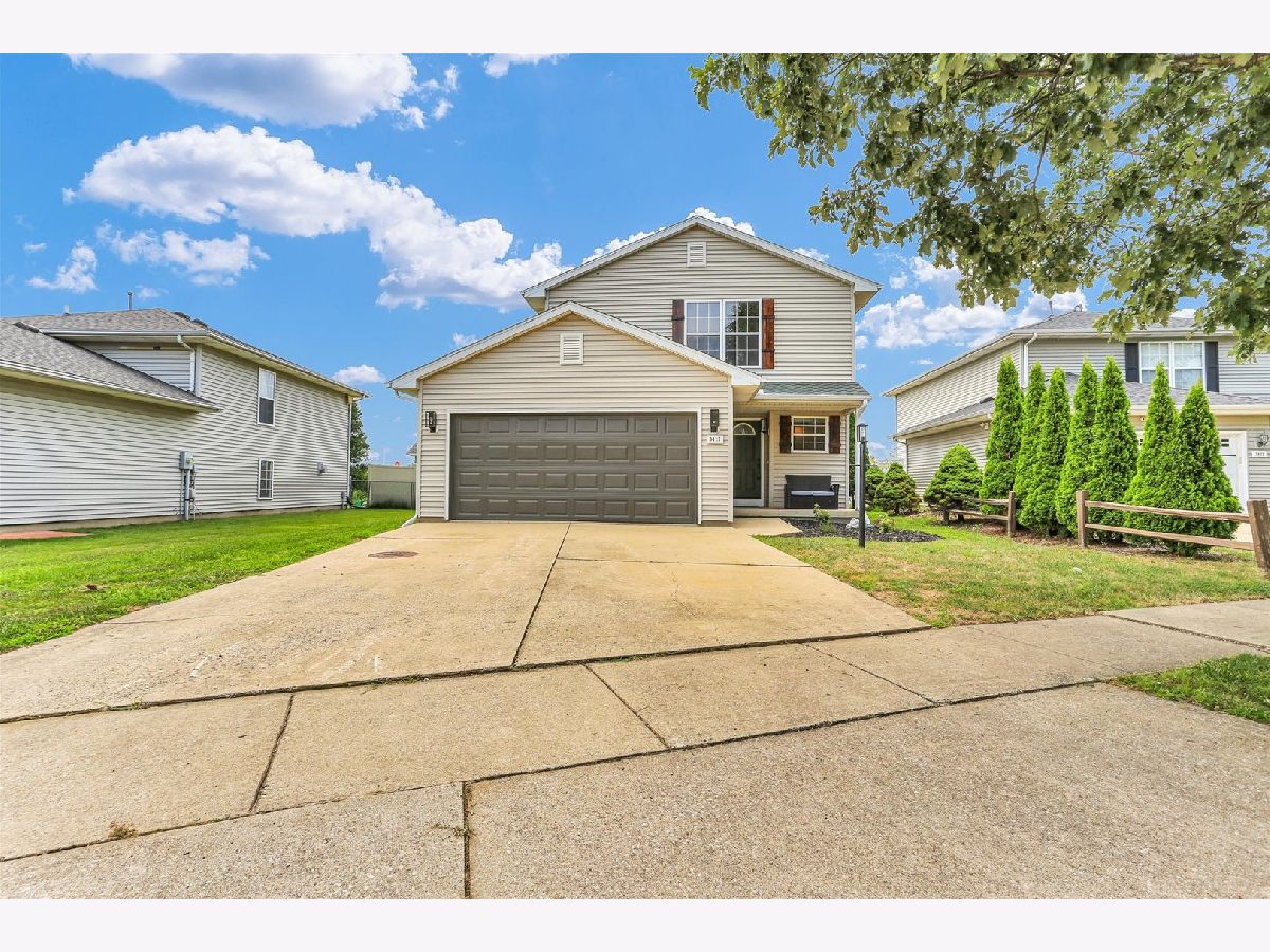 Homes & Condos & Townhomes For Sale Timberline Valley South Champaign Illinois, 3417 Clayton Road