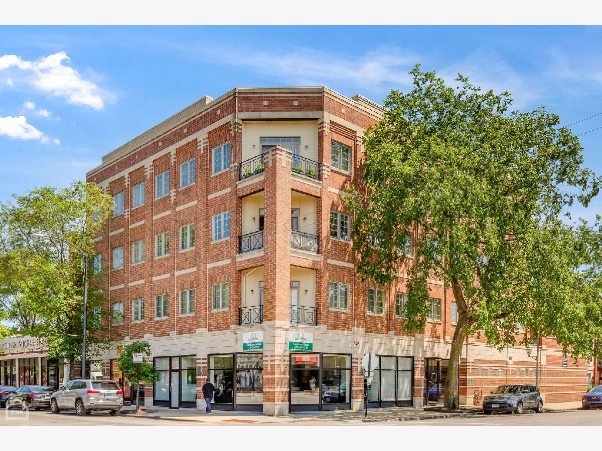  For Sale Chicago Illinois, 4705 Champlain Avenue