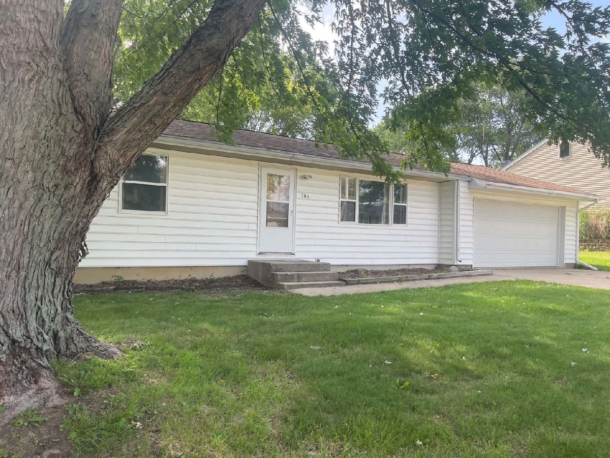  Sold Rock Falls Illinois, 306 Thomas