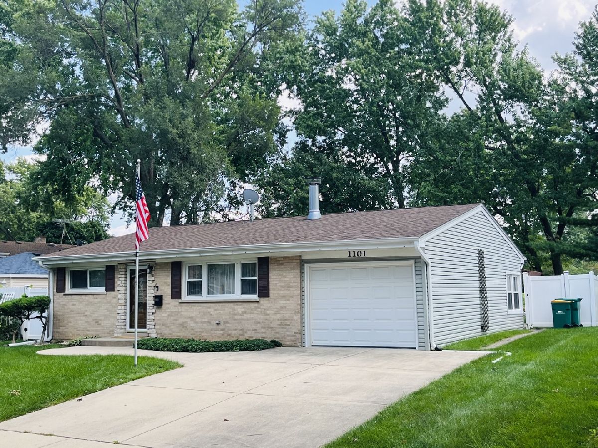  For Rent Wheeling Illinois, 1101 Anthony