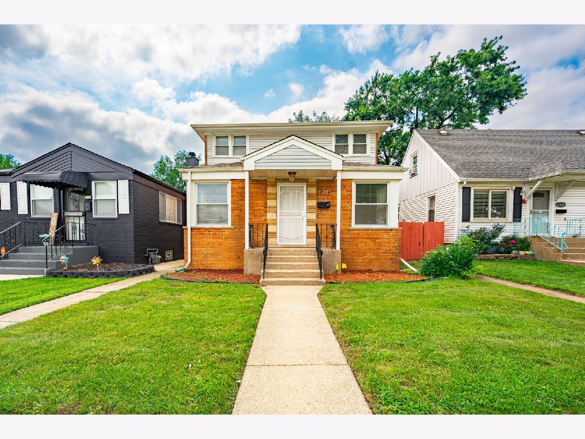  For Sale Calumet Park Illinois, 12528 Justine Street