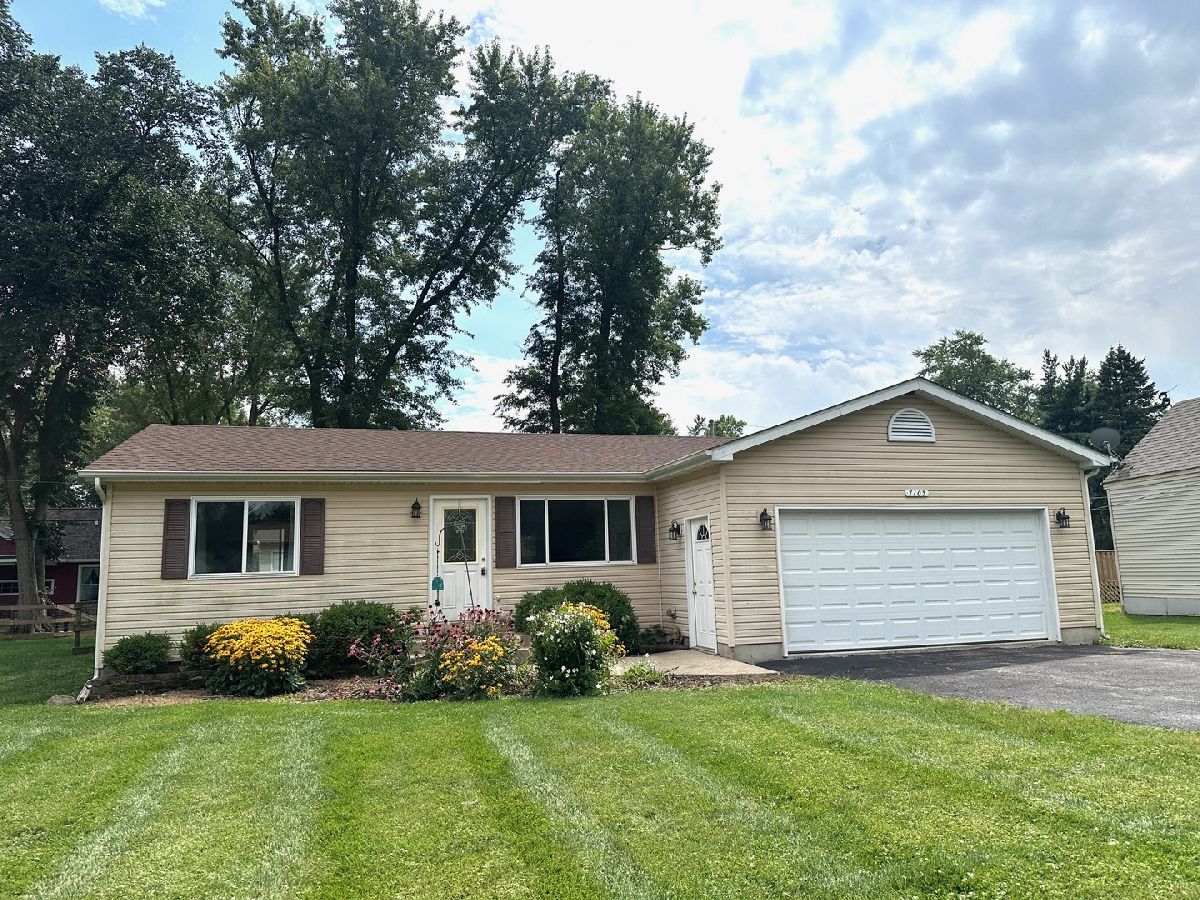 For Rent Wonder Lake Illinois, 7103 Hiawatha