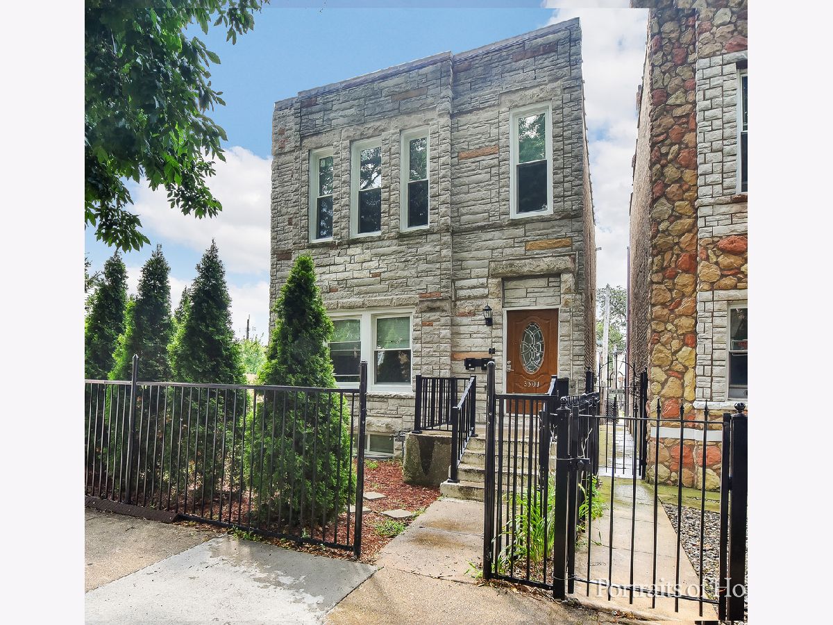  Rented Chicago Illinois, 3501 Le Moyne