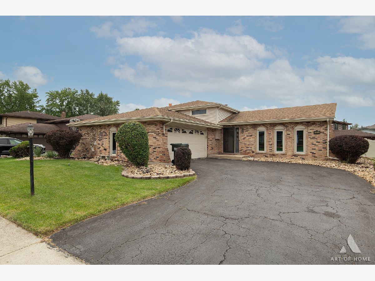 Homes & Condos & Townhomes For Sale Brookwood Point Glenwood Illinois, 444 Dorchester Avenue