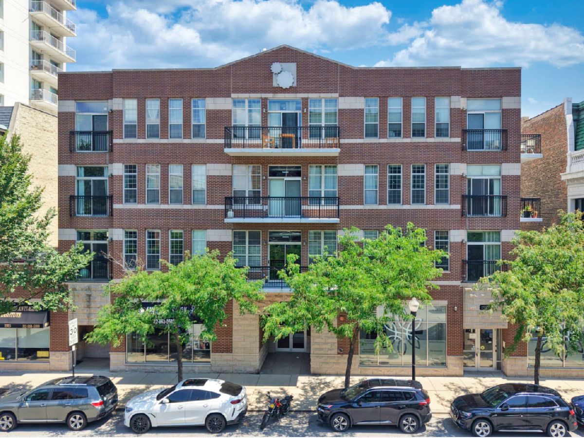 Condominiums For Rent Loft Works Chicago Illinois, 1919 Michigan