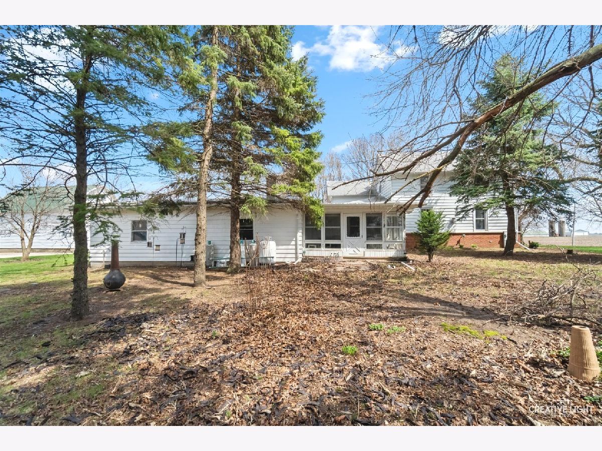  For Sale Hinckley Illinois, 15555 Mcgirr Road