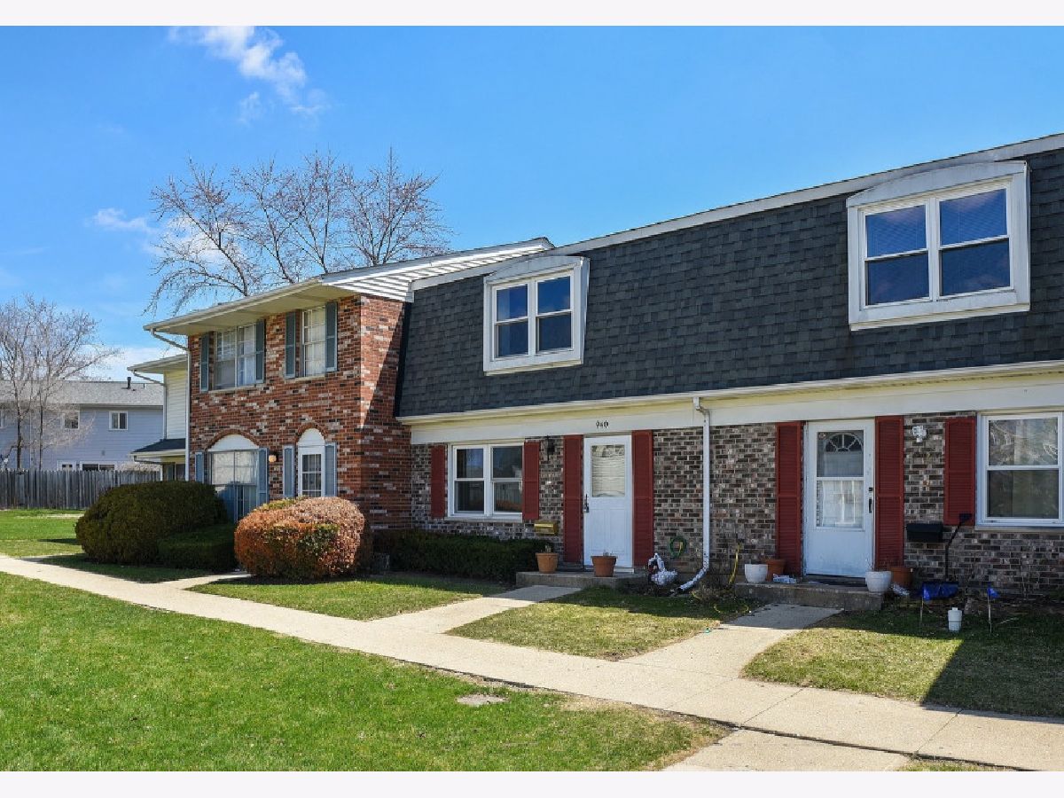  Rented Streamwood Illinois, 940 Miller