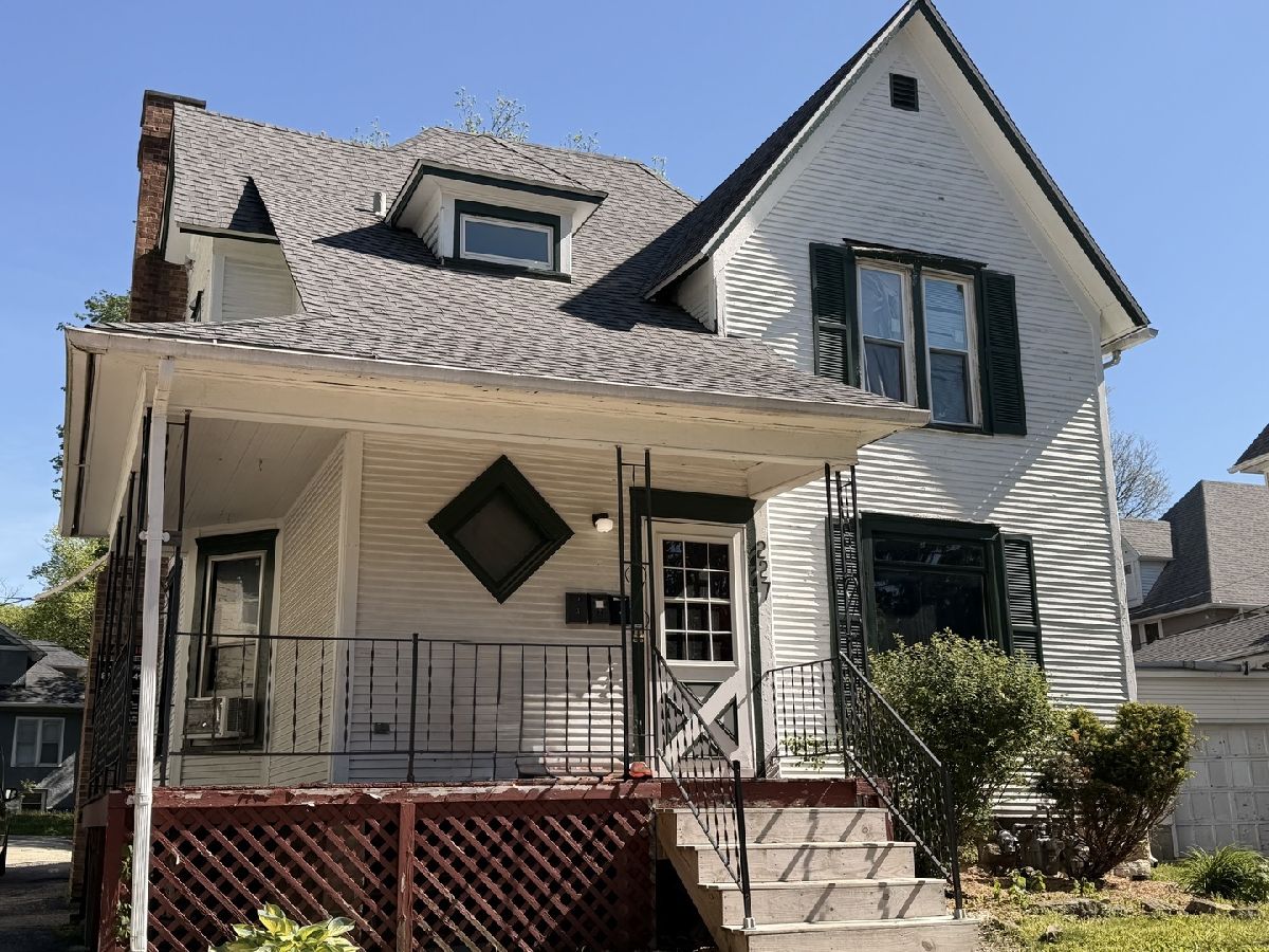  Rented Dekalb Illinois, 227 Locust