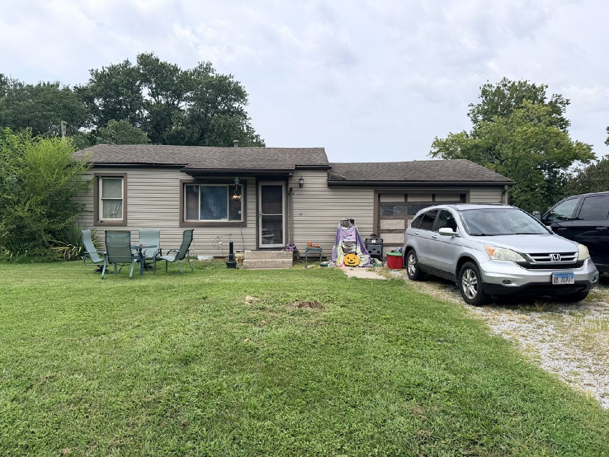  For Sale Fairview Heights Illinois, 201 Lucinda Drive