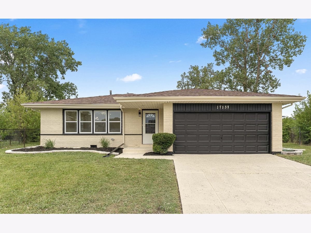  For Sale Country Club Hills Illinois