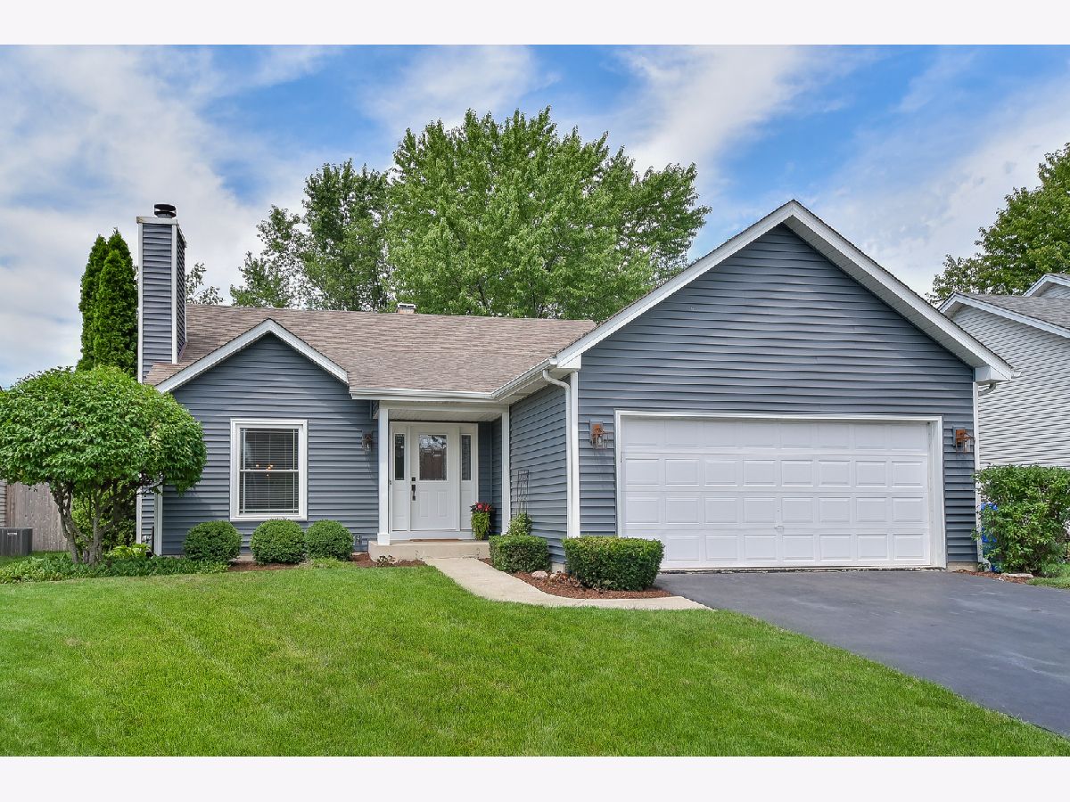  For Rent Wheaton Illinois, 2067 Childs