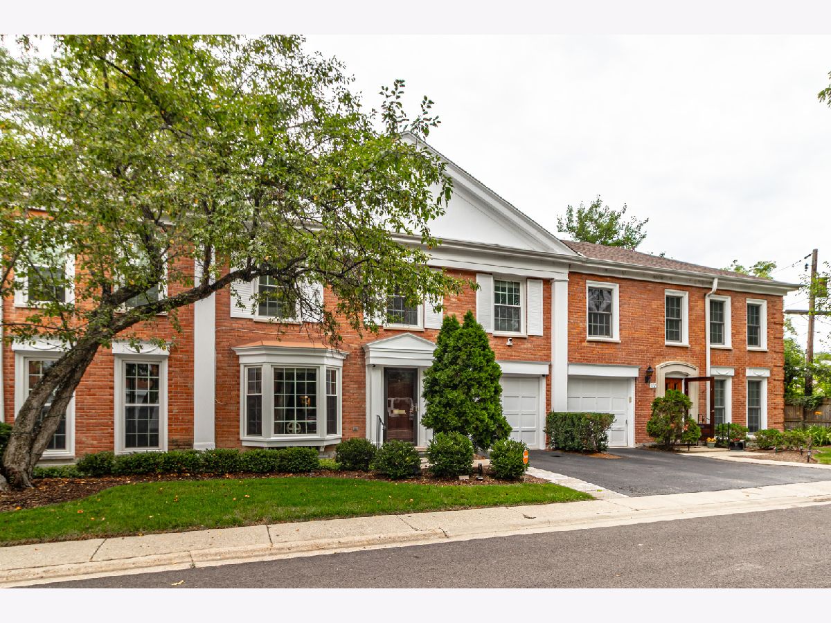  For Sale Northbrook Illinois, 714 York Court