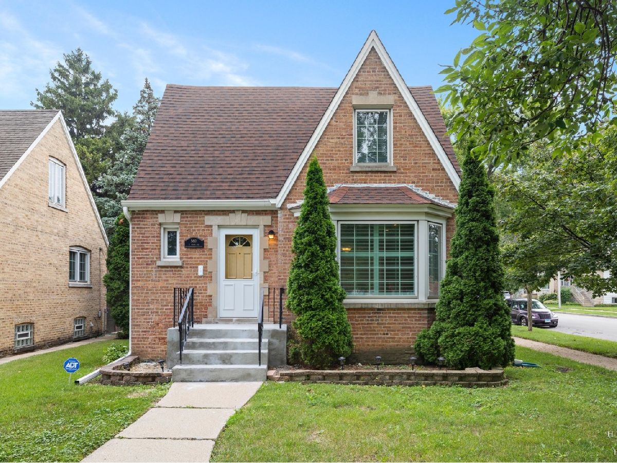  For Sale Chicago Illinois, 5601 Ozark Avenue