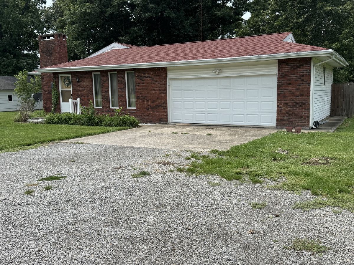  For Sale Benton Illinois, 13361 State Highway 37 Highway
