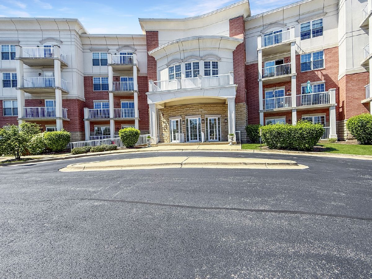  Rented Arlington Heights Illinois, 701 Rand