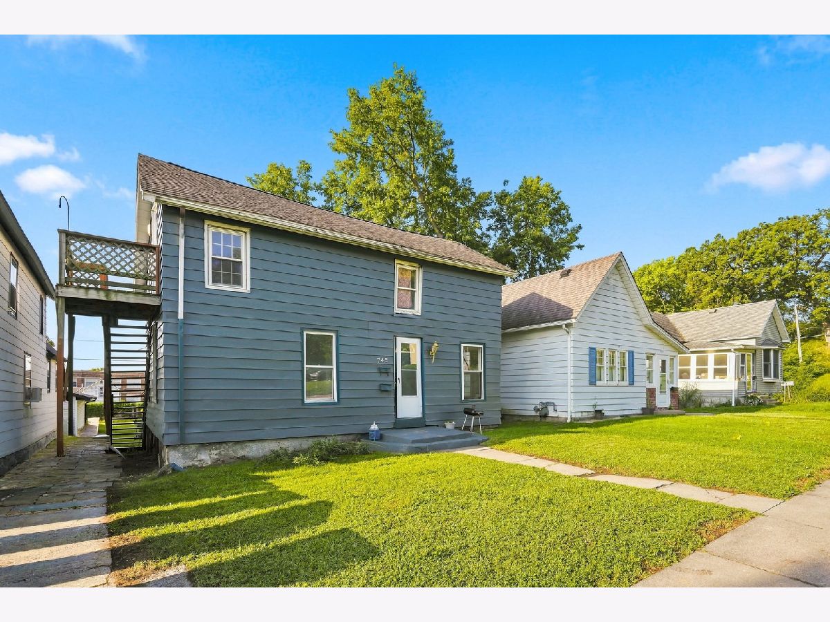  For Sale Clinton Iowa, 745 1st Avenue