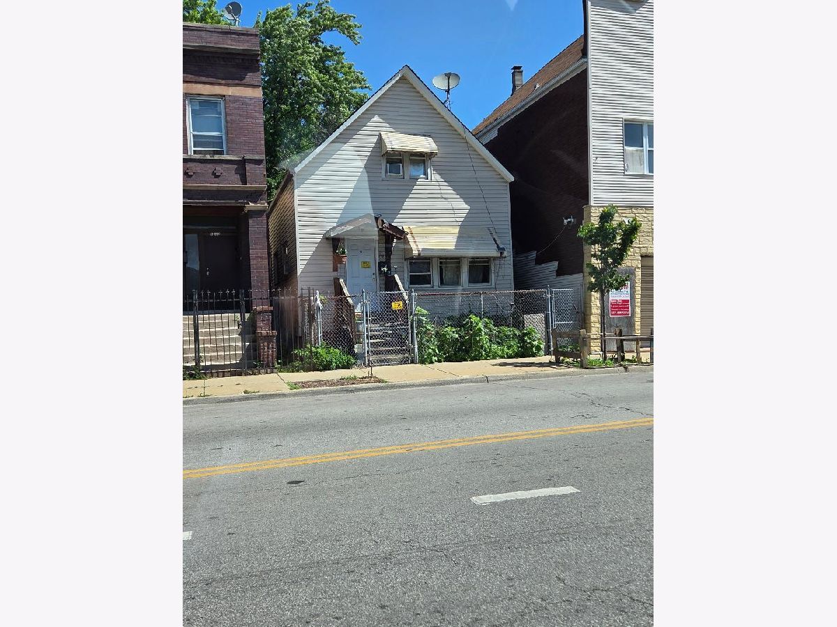  For Sale Chicago Illinois, 1208 51st Street