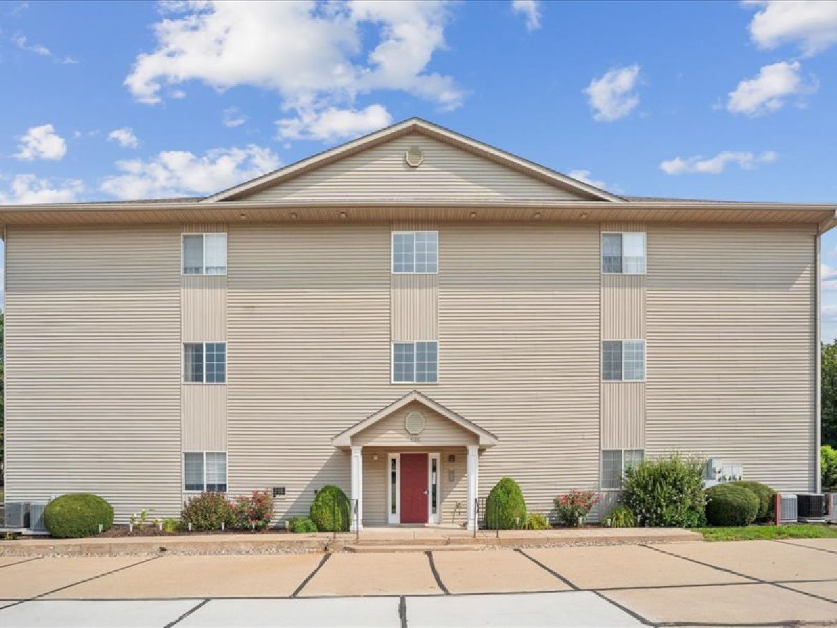  For Sale Bettendorf Iowa, 4190 Fairview Drive