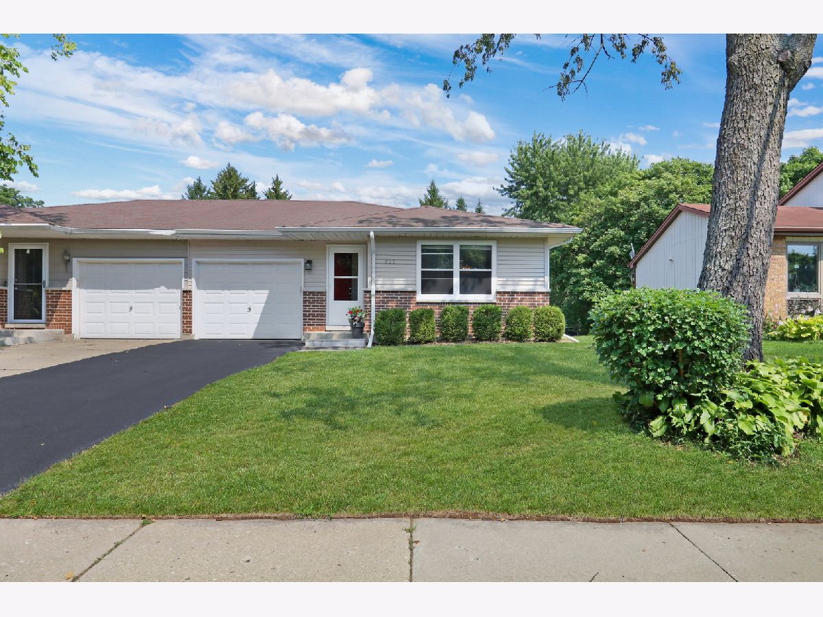  For Sale Grayslake Illinois, 537 Lincoln Avenue