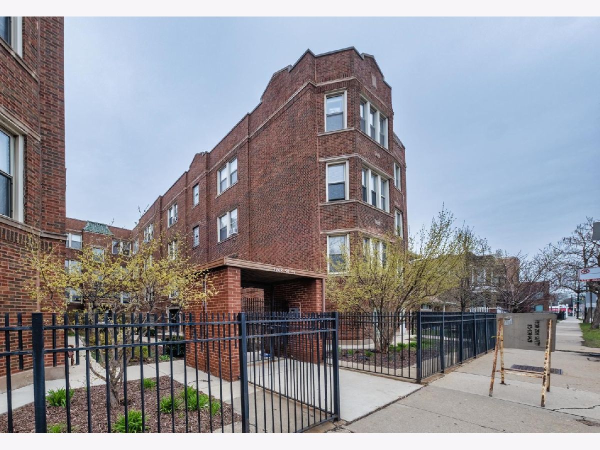  For Rent Chicago Illinois, 2450 Addison