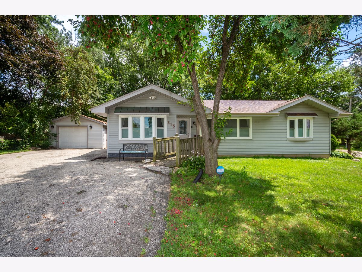  For Sale Grayslake Illinois, 315 Alleghany Road