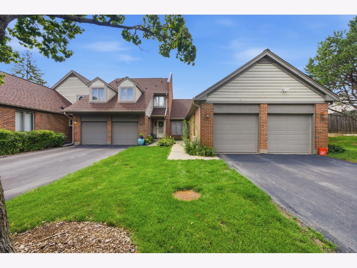  For Sale Northbrook Illinois, 1975 Koehling Road
