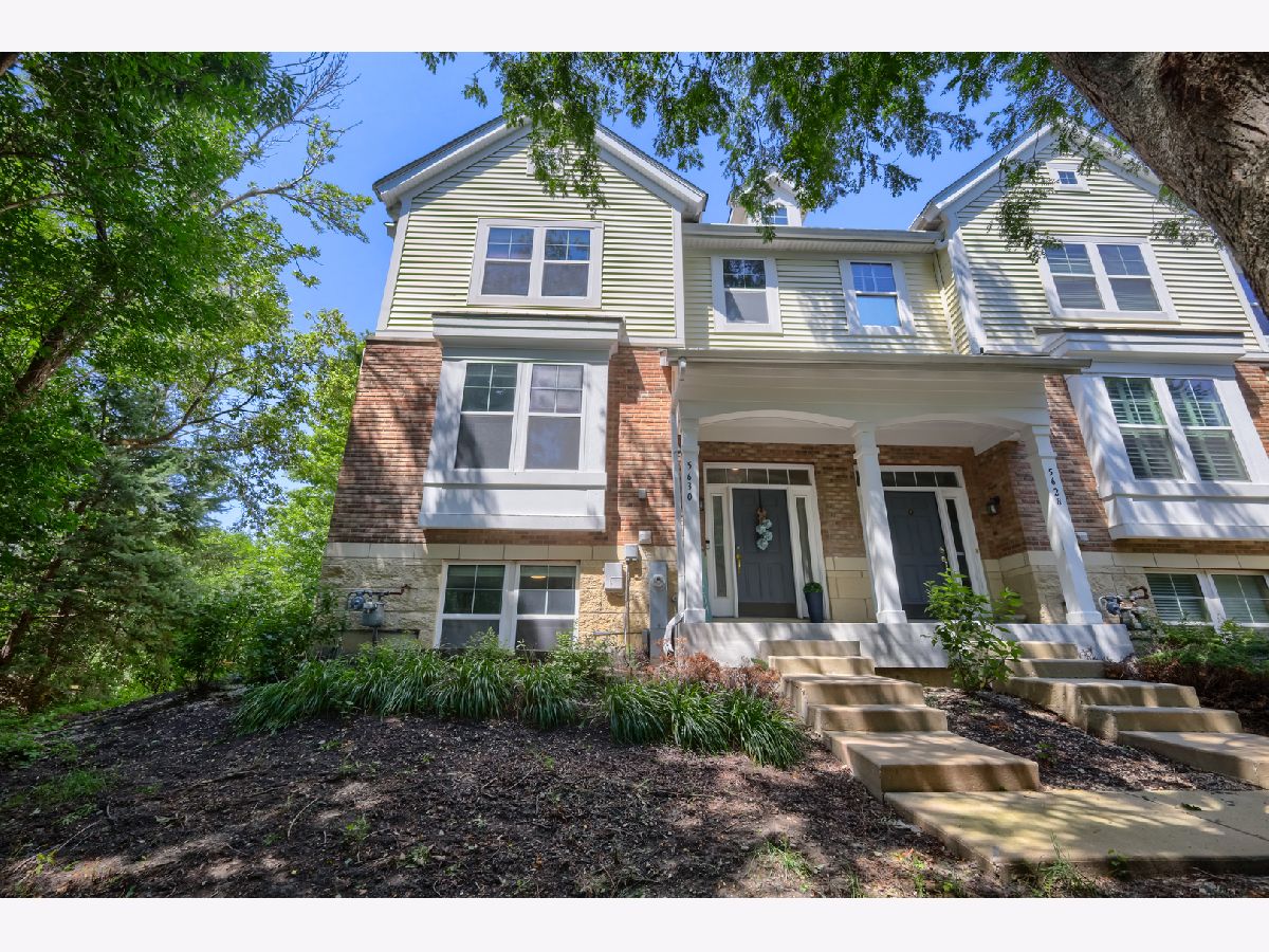  For Sale Hanover Park Illinois, 5630 Cambridge Way