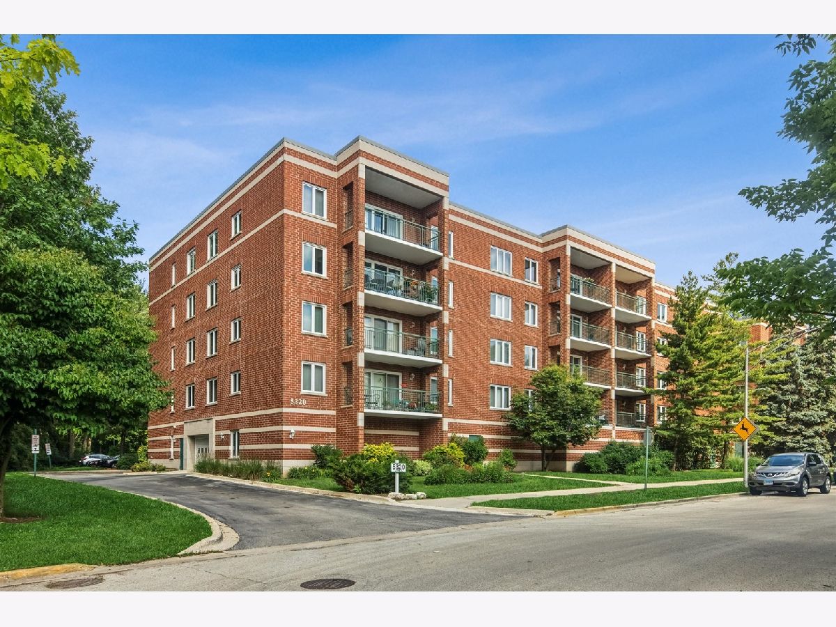  For Sale Chicago Illinois, 5320 Lowell Avenue