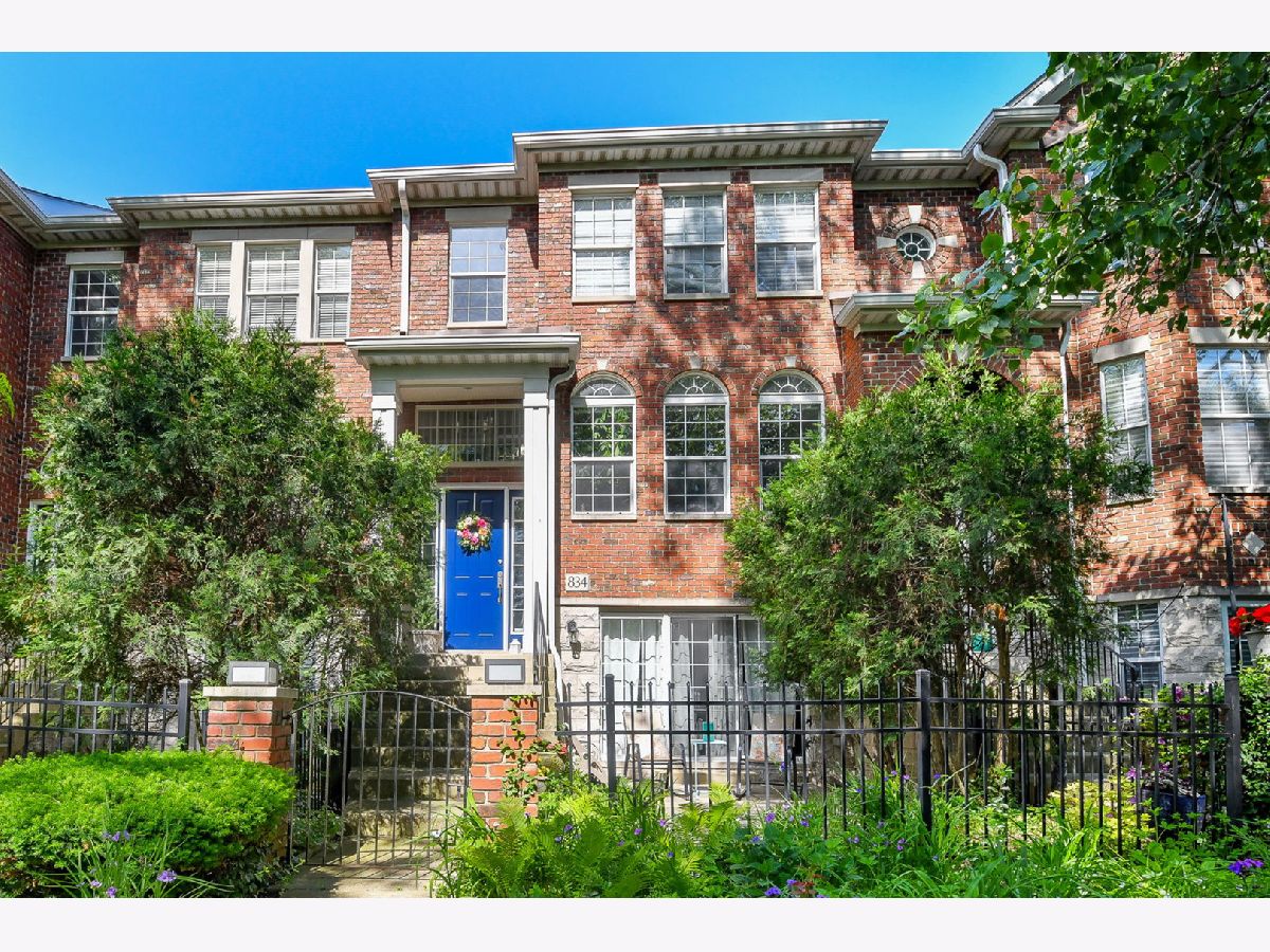  For Sale Naperville Illinois, 834 Shandrew Drive