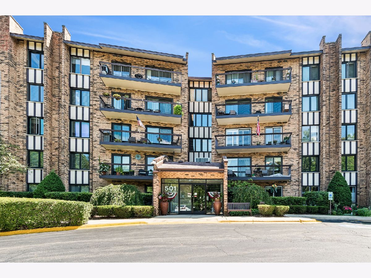  For Sale Willowbrook Illinois, 501 Lake Hinsdale Drive