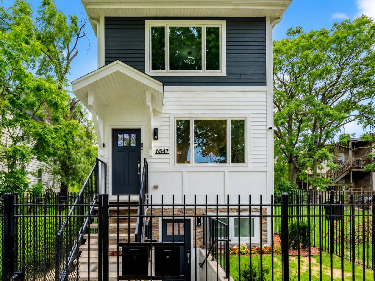  For Sale Chicago Illinois, 6547 Evans Avenue