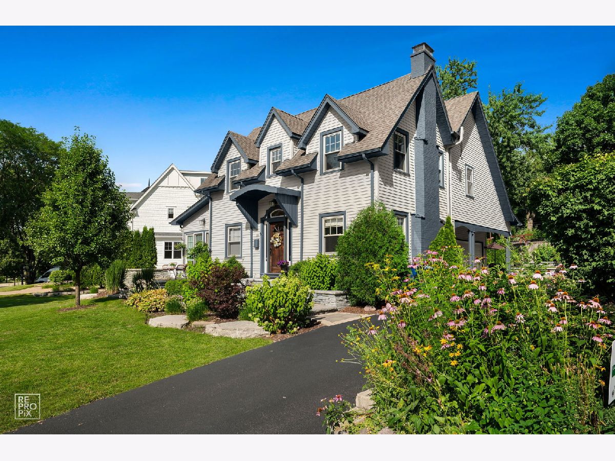  For Sale Clarendon Hills Illinois, 353 Western Avenue
