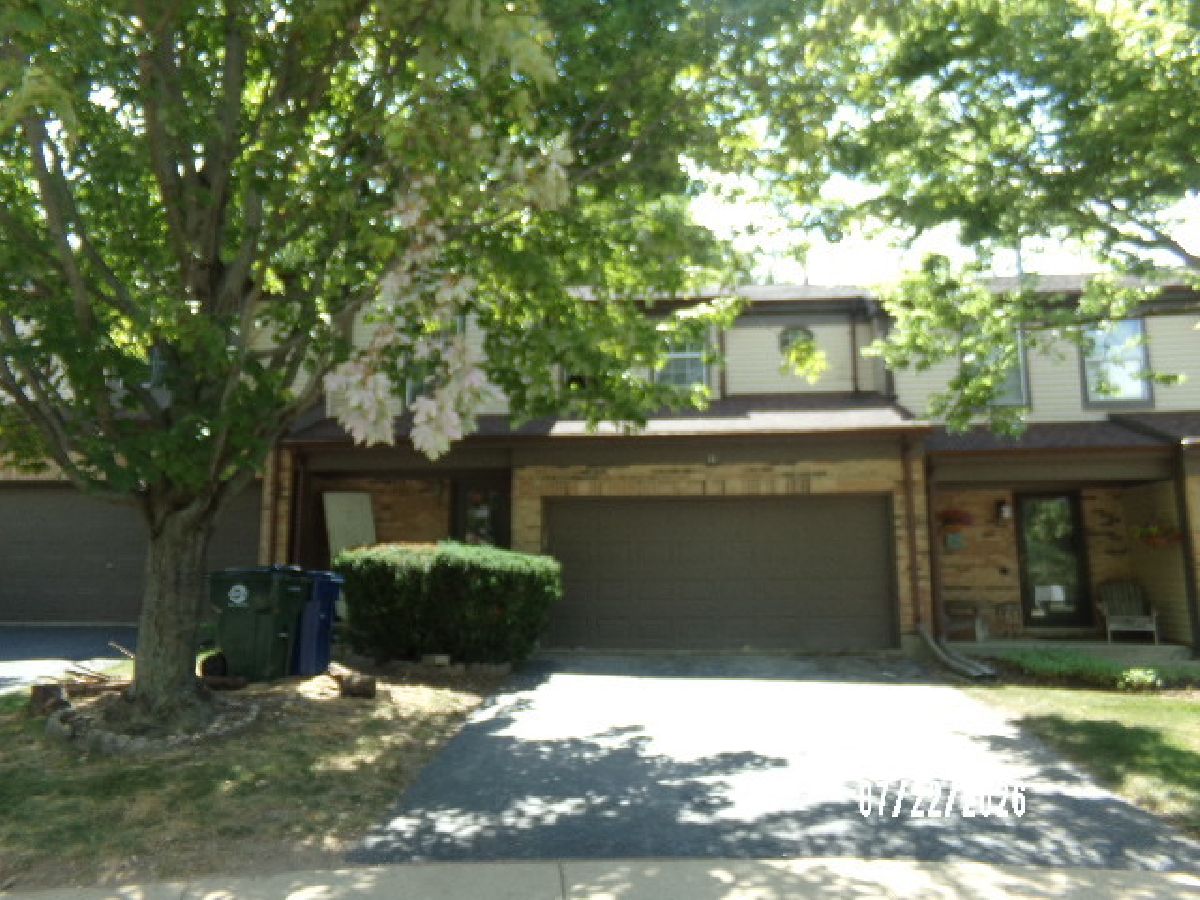  For Sale Algonquin Illinois, 11 Oxford Court