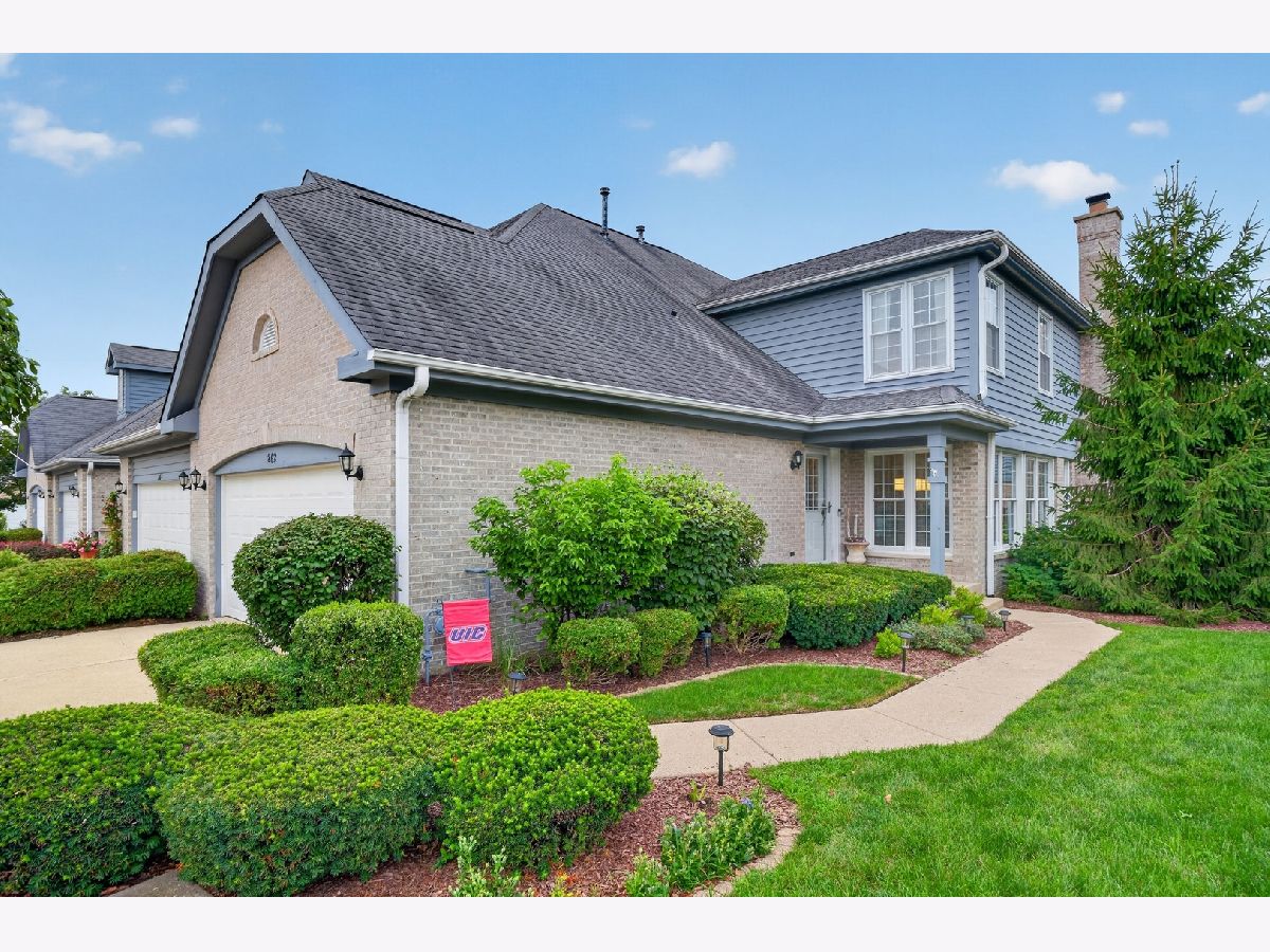 Townhomes & Homes For Sale Bloomfield Club Bloomingdale Illinois, 262 Benton Lane