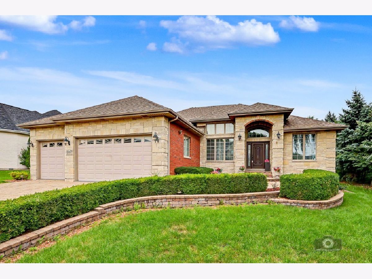 Homes & Condos & Townhomes For Sale Briarcliffe Estates Lemont Illinois, 16609 Sterling Drive